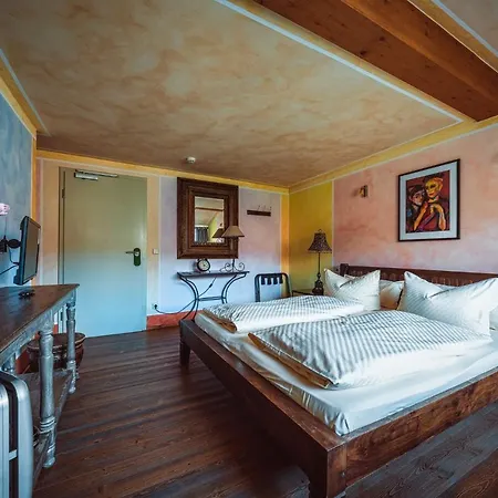 מלון Ristorante E Pensione La Campagnola דרזדן