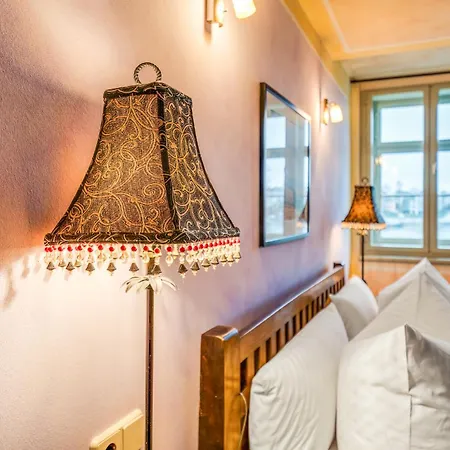 Ristorante E Pensione La Campagnola מלון