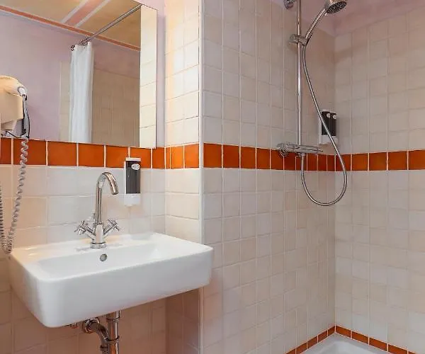 Отель Ristorante E La Campagnola Дрезден