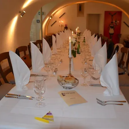 Hotel Ristorante E Pensione La Campagnola