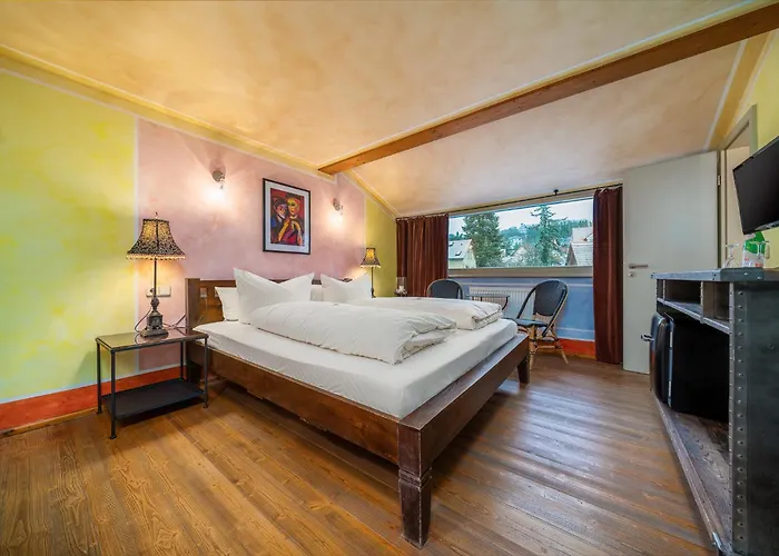 فندق Ristorante E Pensione La Campagnola دريسدن